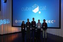 Moment en què els estudiants van presentar el CubeCat-4 davant la ESA 