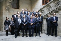 Els premiats, juntament amb el Conseller d'Economia i Coneixement, Andreu Mas-Colell, i el Secretari d'Universitats i Recerca, Antoni Castellà, en l'acte d'entrega de les Medalles Narcís Monturiol al Palau de la Generalitat